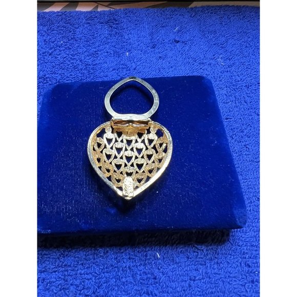 1980s Celebrity-Signed Gold Tone Heart Shaped Scarf Clip - Vintage Elegance - Picture 3 of 5